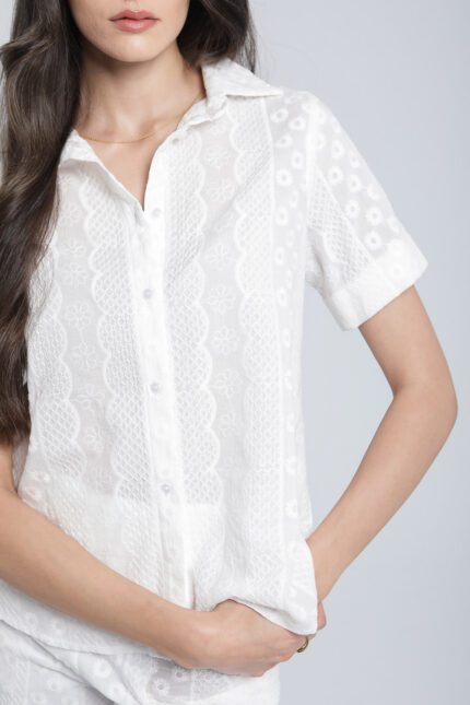 Chemise en broderie anglaise – manches courtes