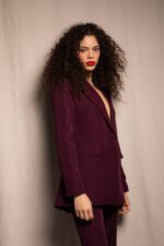 Ensemble Blazer et pantalon violet profond – Image 3