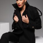 Manteau court en laine, MILA